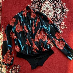 Floral Black and Red Women's Top by Zara - size L